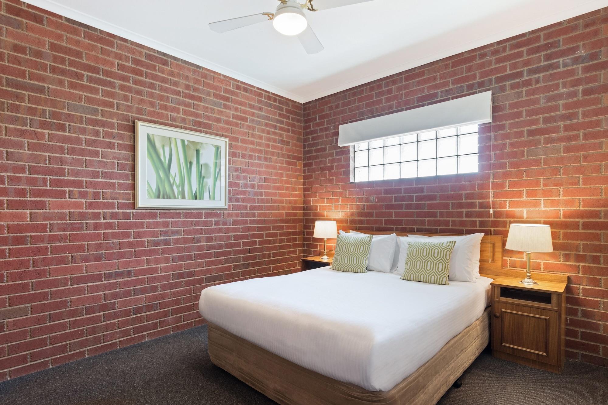 Burke And Wills Motor Inn سوان هيل المظهر الخارجي الصورة