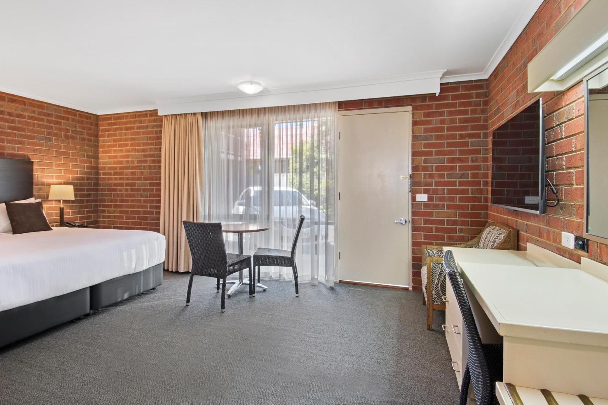 Burke And Wills Motor Inn سوان هيل الغرفة الصورة